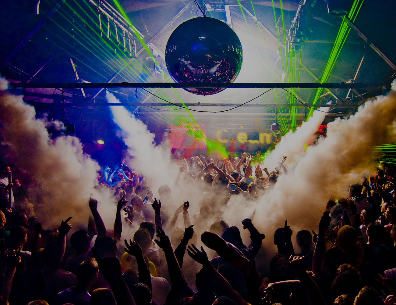 Rio de Janeiro Bachelors Party & Beach Clubs, Yacht